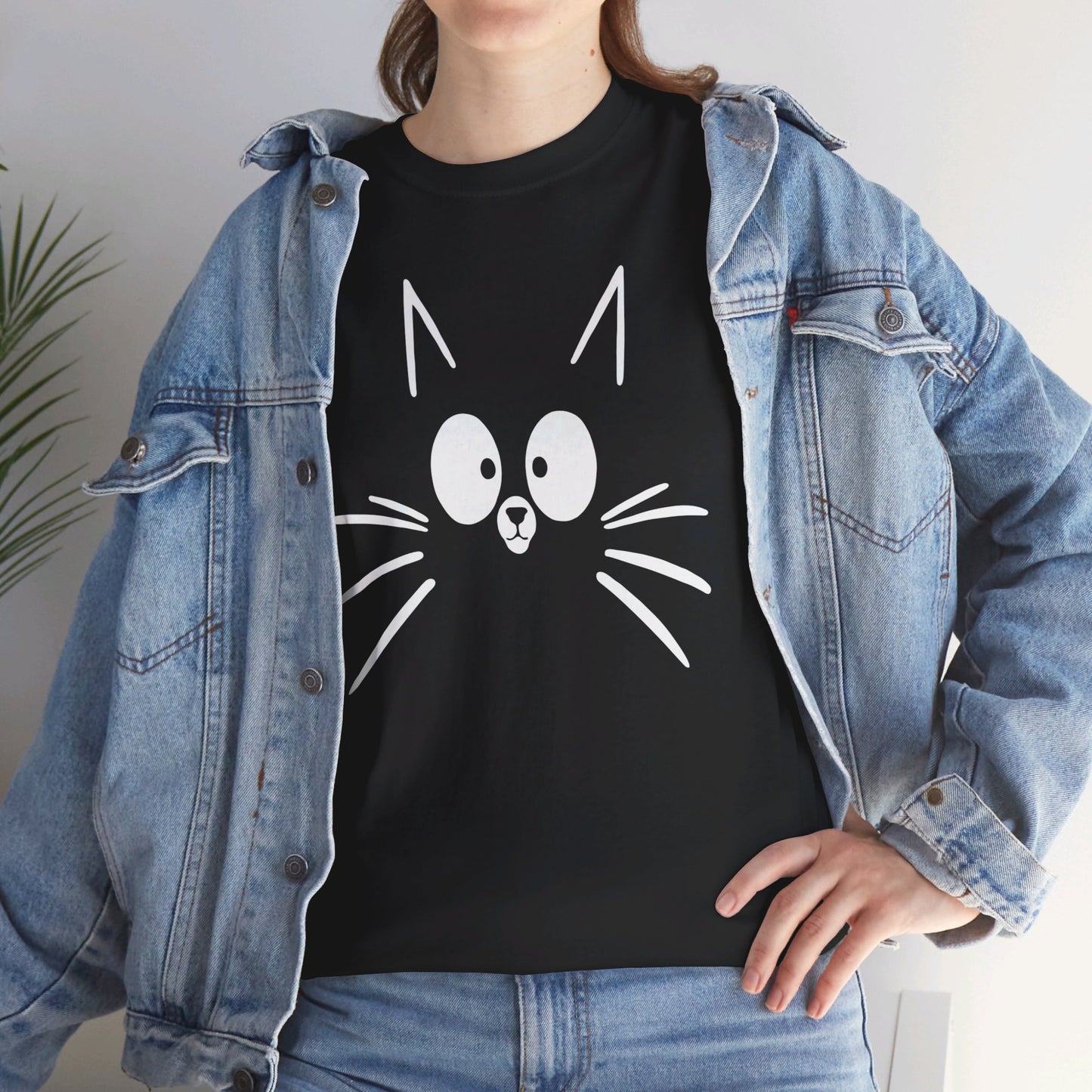 Minimalist Cat Face T-Shirt / Geschenk / Katzenliebhaber /Zocken / gaming / Comic / Katze