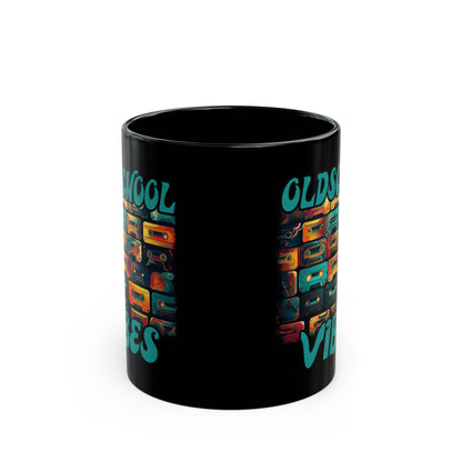 Oldschool Vibes 80er Retro Kassette Tasse, Geschenk für Musikliebhaber, Vintage Musik, Retro Kassette T-Shirt, Tasse Black Mug (11oz, 15oz)