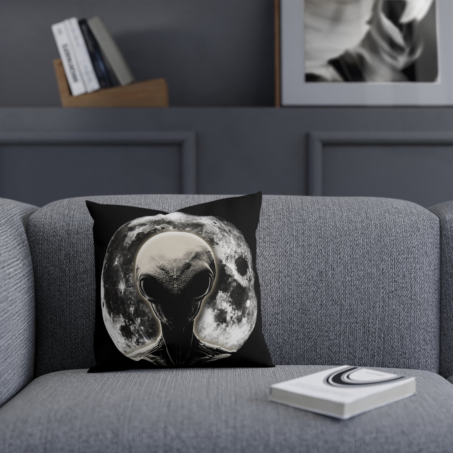 Alien Moon Kissen/Cushion