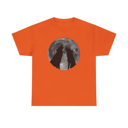 Majestic Moonlight Wolves T-Shirt / Ein Tribut an die Natur und Mystik / Geschenk / Tierliebhaber /Naturliebhaber