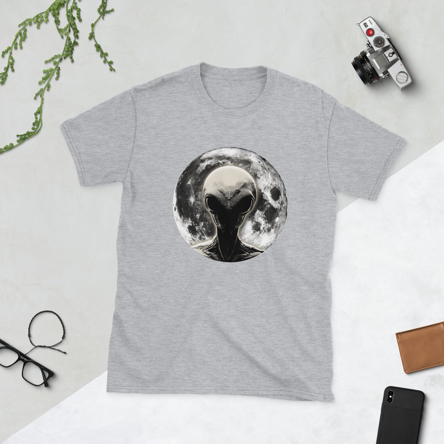 Alien Moon Unisex-T-Shirt